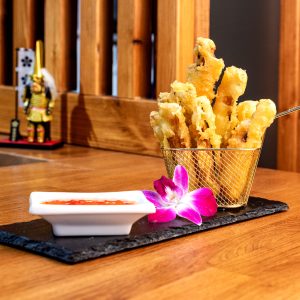 Μπαστουνάκια κολοκυθιού σε τεμπούρα