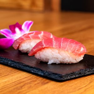 Nigiri με τόνο