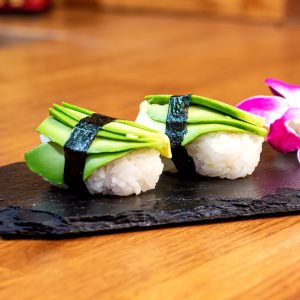 Nigiri με αβοκάντο