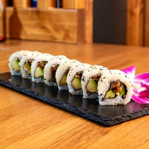 California maki με λαχανικά τυρί Philadelphia ή spicy mayo